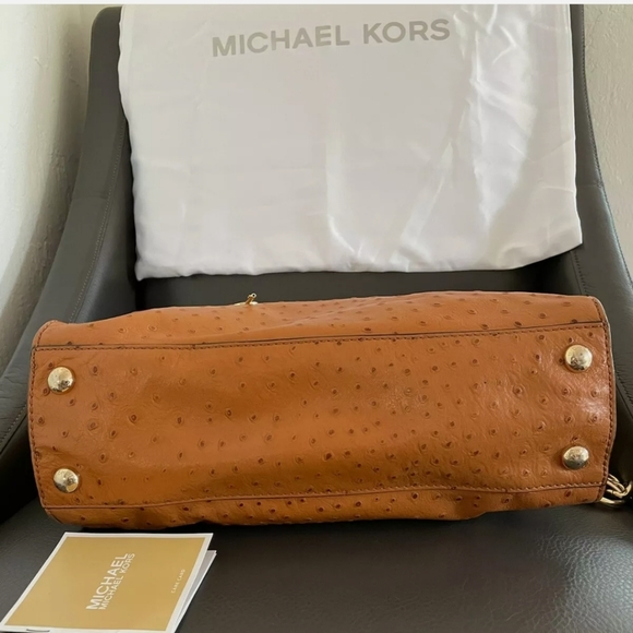 🥳HP🥳Michael Kors Brown Gold Hamilton Leather Tote Bag - Picture 5 of 14